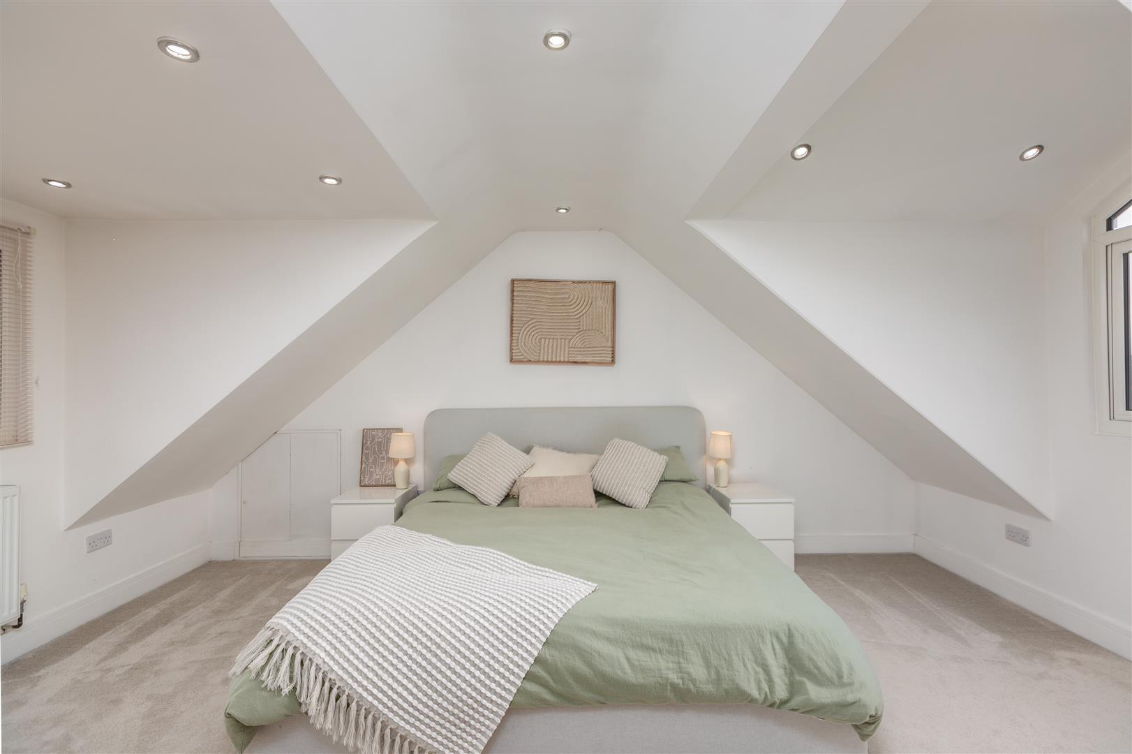 Bryndolau, Dunvant, Swansea, SA2 7TQ